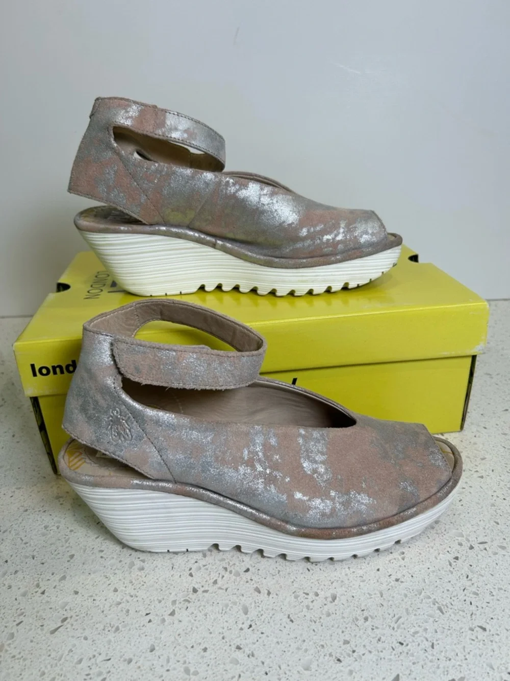 Fly London Yala Corcuma Metallic Rose Wedge Platform Sling‎ Back Sandal Size 8